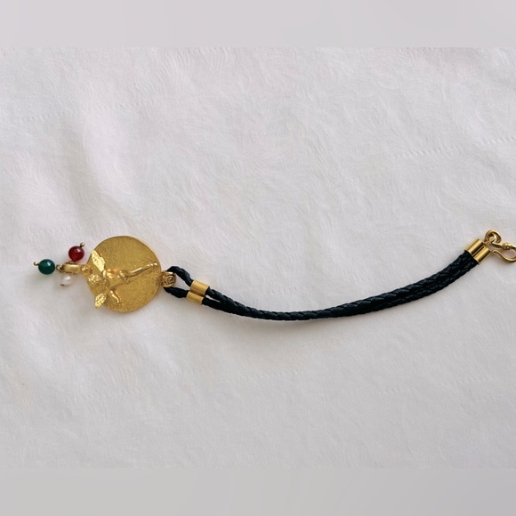 Black rope & gold tone real silver bracelet with beautiful baby cupid figurine - Picture 4 of 12